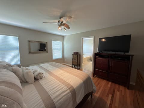 Photo of 334 Arborglen Drive, Brownsburg, IN