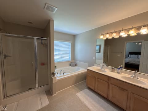 Photo of 334 Arborglen Drive, Brownsburg, IN