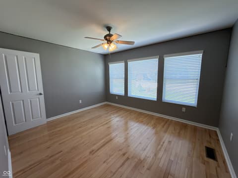 Photo of 334 Arborglen Drive, Brownsburg, IN