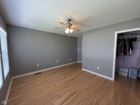 Photo of 334 Arborglen Drive, Brownsburg, IN
