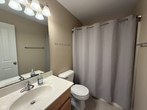 Photo of 334 Arborglen Drive, Brownsburg, IN