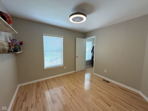Photo of 334 Arborglen Drive, Brownsburg, IN