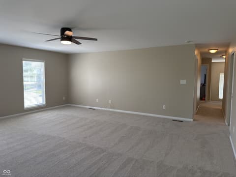 Photo of 334 Arborglen Drive, Brownsburg, IN