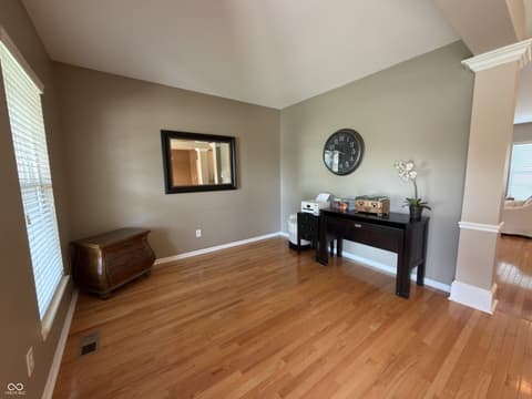 Photo of 334 Arborglen Drive, Brownsburg, IN
