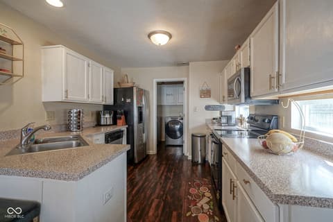 Photo of 9904 Worthington Boulevard, Fishers, IN