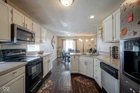 Photo of 9904 Worthington Boulevard, Fishers, IN