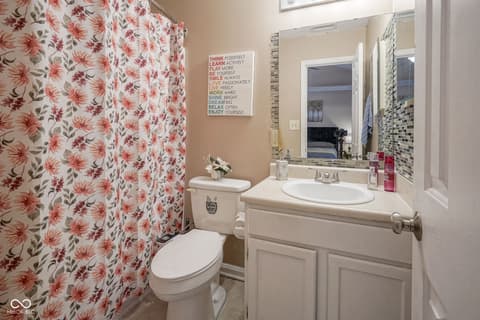 Photo of 9904 Worthington Boulevard, Fishers, IN