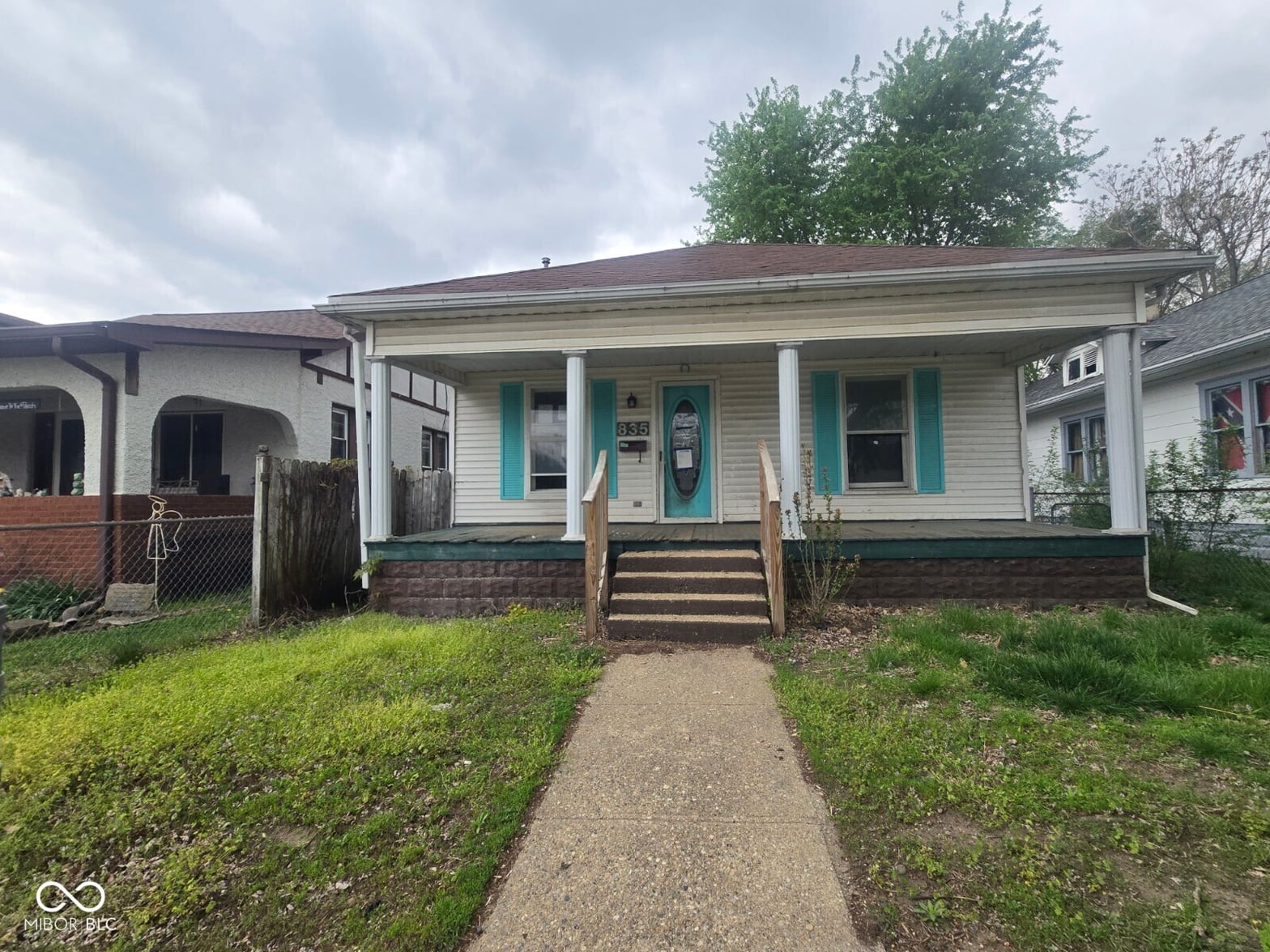 Front exterior at 835 S 3rd Street, Clinton, IN