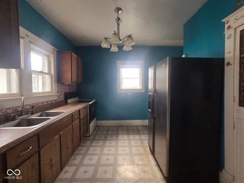 Kitchen at 835 S 3rd Street, Clinton, IN