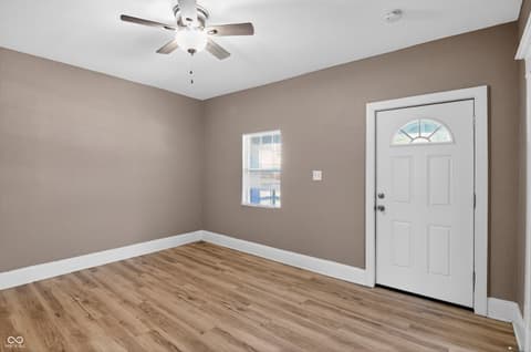 Foyer at 366 S Grand Avenue, Indianapolis, IN