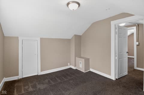 Bonus room at 366 S Grand Avenue, Indianapolis, IN