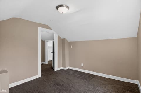 Bonus room at 366 S Grand Avenue, Indianapolis, IN