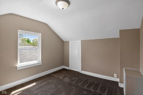 Bonus room at 366 S Grand Avenue, Indianapolis, IN