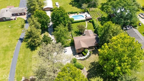 Photo of 8545 N County Road 650 E, Brownsburg, IN