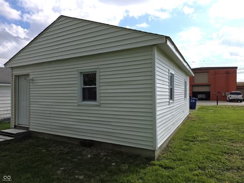 Photo of 1301 State Street, Shelbyville, IN