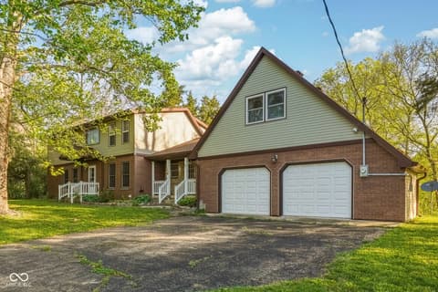 Photo of 8 Mill Springs, Coatesville, IN