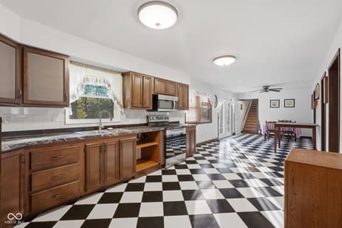 Photo of 8 Mill Springs, Coatesville, IN