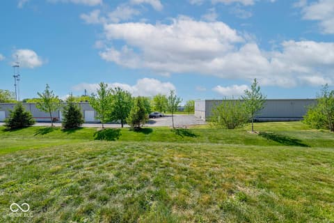 Photo of 971 Knox Drive, Franklin, IN
