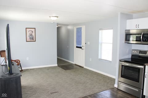 Photo of 5155 E Us Highway 50, Butlerville, IN