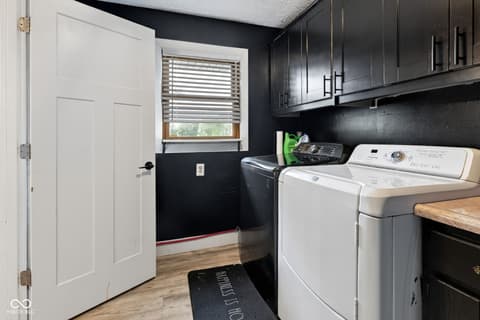 Laundry room at 4703 W 1200 N, Knightstown, IN