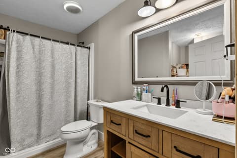 Bathroom at 4703 W 1200 N, Knightstown, IN