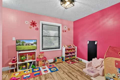 Bedroom at 4703 W 1200 N, Knightstown, IN