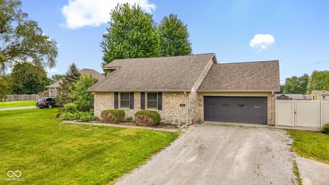 Front exterior at 4703 W 1200 N, Knightstown, IN