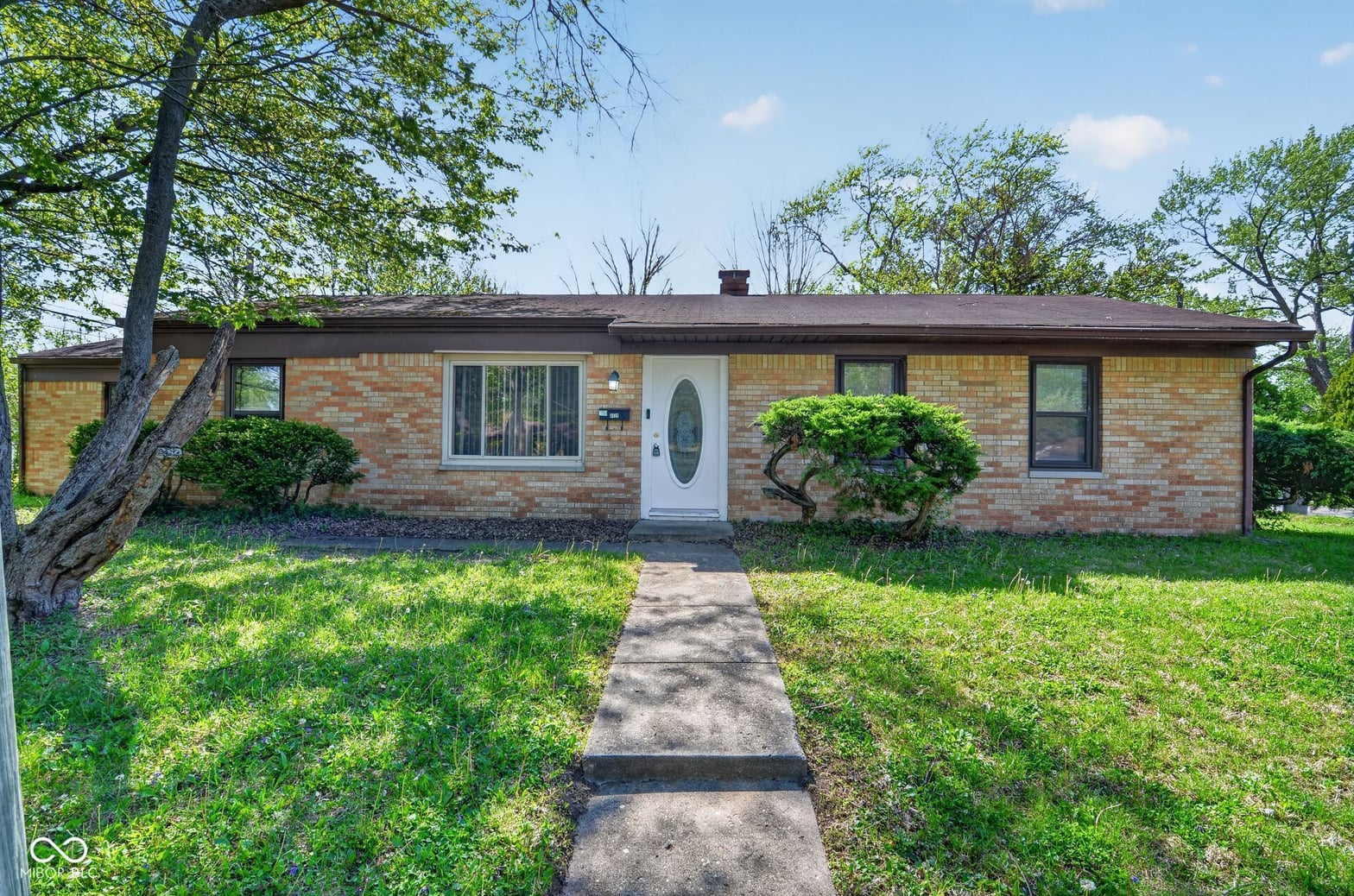 Front exterior at 4328 N Kenmore Road, Indianapolis, IN