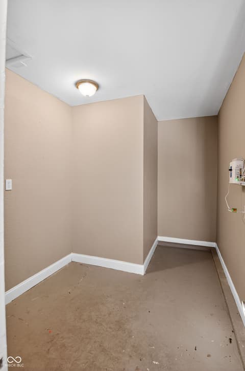 Bonus room at 4328 N Kenmore Road, Indianapolis, IN