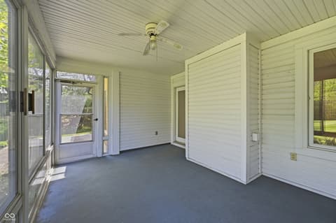 Bonus room at 9504 Drakeford Drive, Indianapolis, IN
