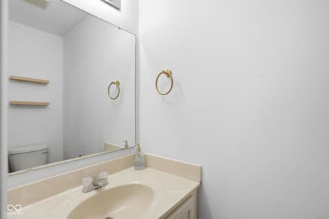 Photo of 6564 Green Haven Way, Indianapolis, IN