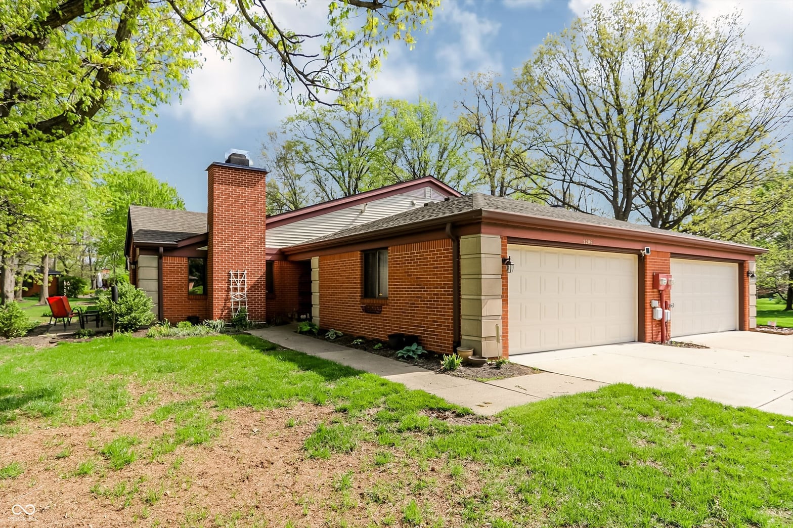 Photo of 2206 Emily Drive, Indianapolis, IN
