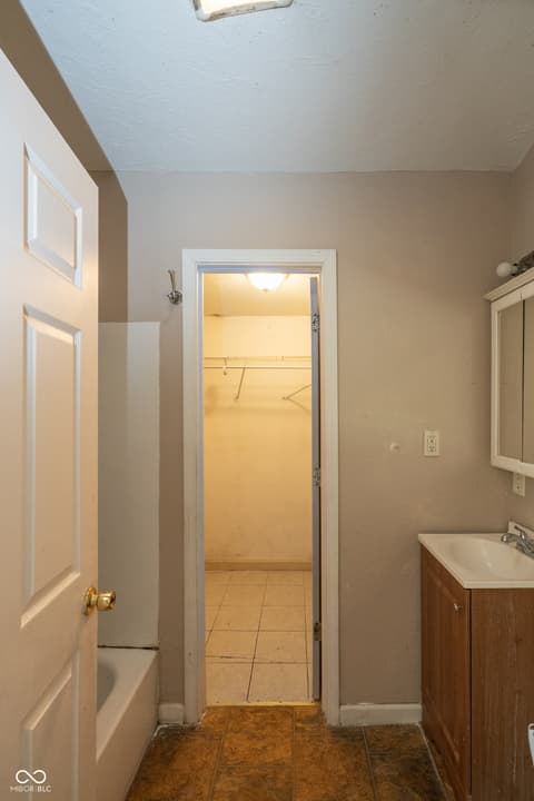 Photo of 811 W Laurel Street, Seymour, IN