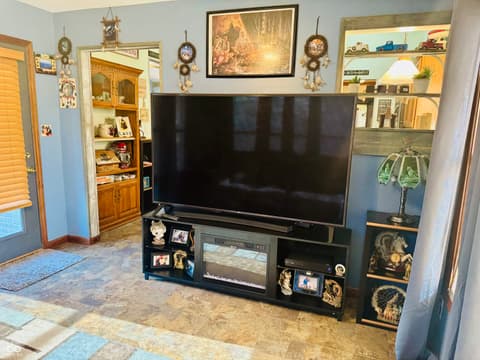 Living room at 2720 Falcon Court, Seymour, IN
