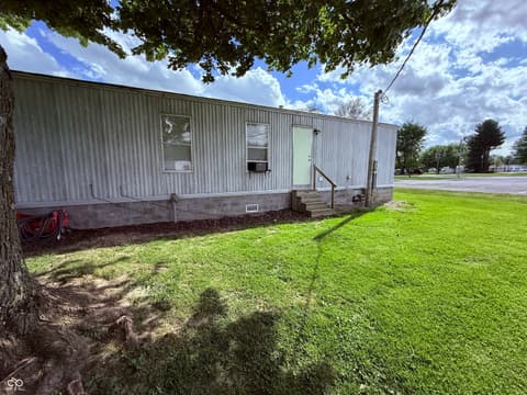 Photo of 608 E Bard Street, Crothersville, IN