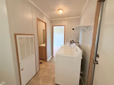 Photo of 608 E Bard Street, Crothersville, IN