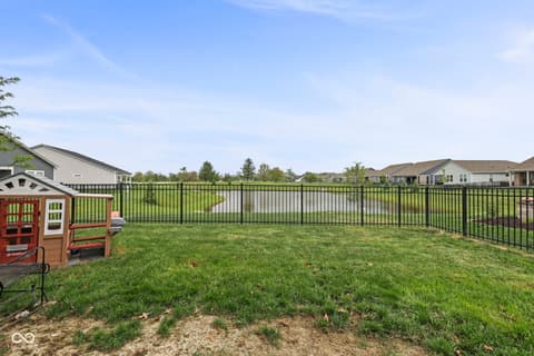 Photo of 5424 Oak Knoll Drive, Whitestown, IN