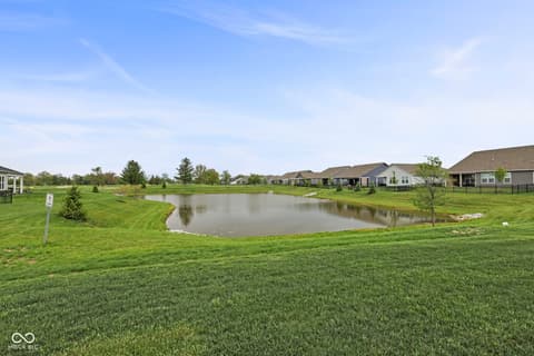 Photo of 5424 Oak Knoll Drive, Whitestown, IN