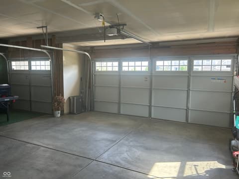 Garage at 5854 Flagler Lane, Brownsburg, IN