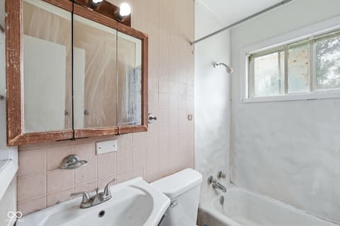 Photo of 4737 E 33rd Street, Indianapolis, IN