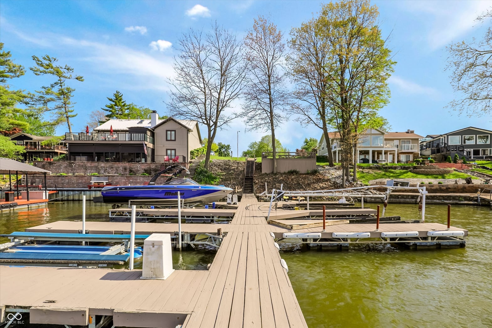 Dock