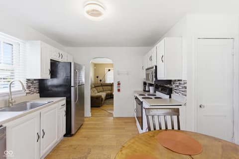 Photo of 321 E 34th Street, Anderson, IN