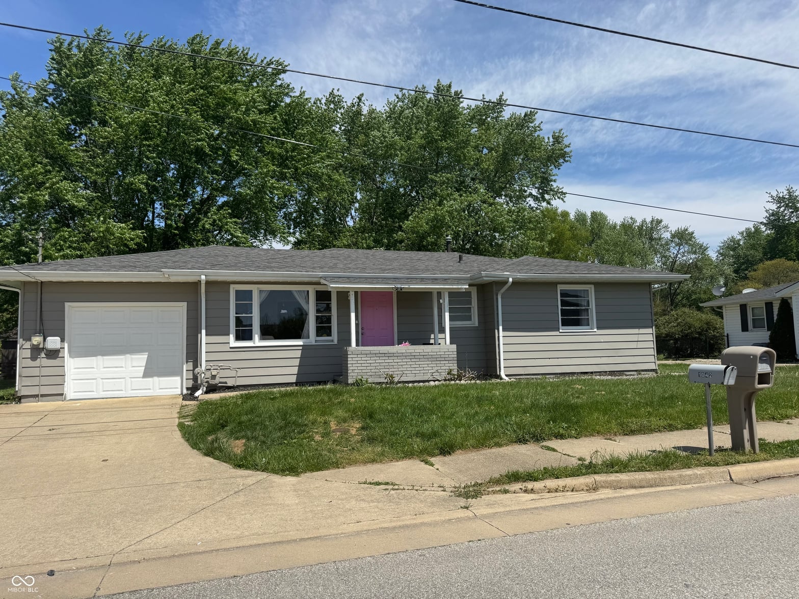 Photo of 1042 E McKay Road, Shelbyville, IN