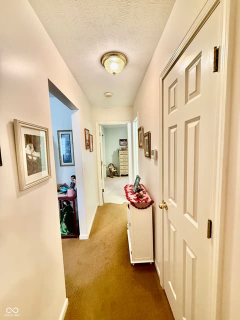 Hallway at 96 N Deer Cliff Drive, Crawfordsville, IN