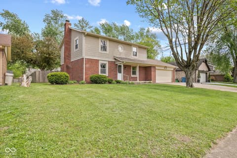 Photo of 725 Summitcrest Drive, Indianapolis, IN