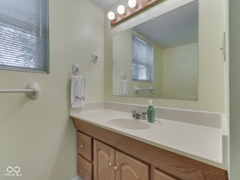 Photo of 7807 Juniper Drive, Nineveh, IN