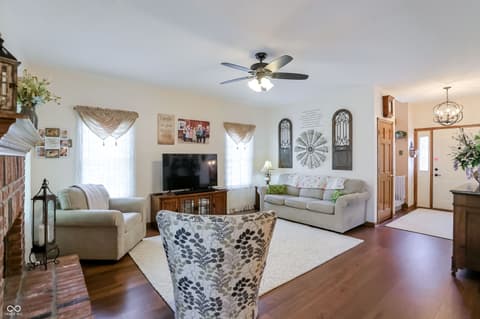Living room at 8344 Hunters Meadow Court, Indianapolis, IN