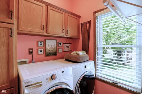 Laundry room at 8344 Hunters Meadow Court, Indianapolis, IN