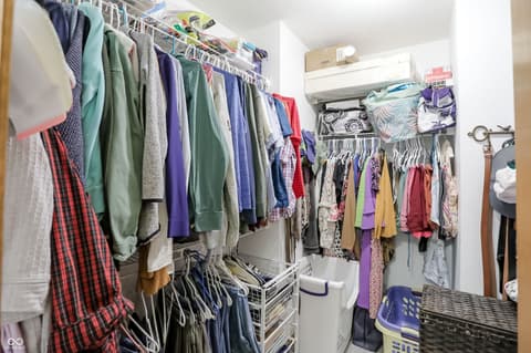 Walk In Closets — 8344 Hunters Meadow Court, Indianapolis, IN