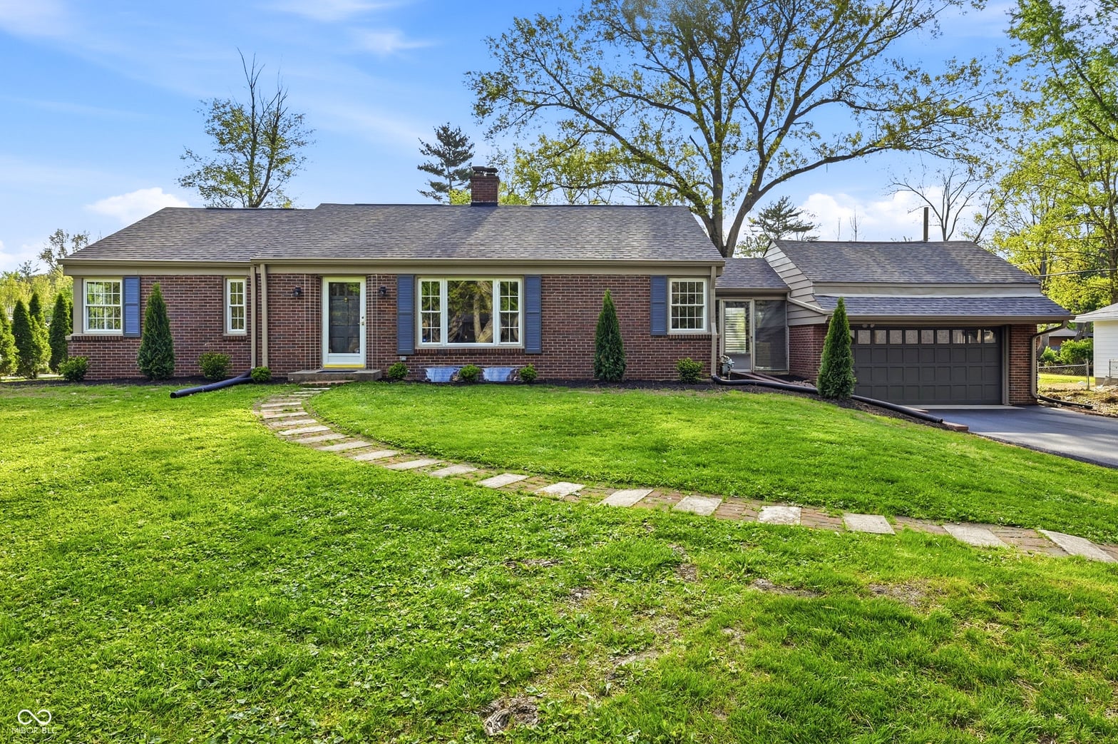 Photo of 8131 Englewood Road, Indianapolis, IN